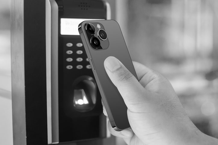 I-phone retocando la imagen en miniatura del teclado